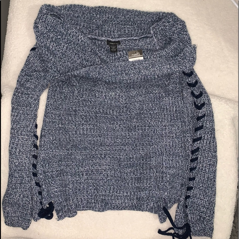 Off Shoulder Sweater Bundle - Picture 4 of 4